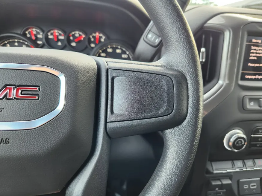 2026 GMC Sierra 2500HD Pro | Photo 24 of 28