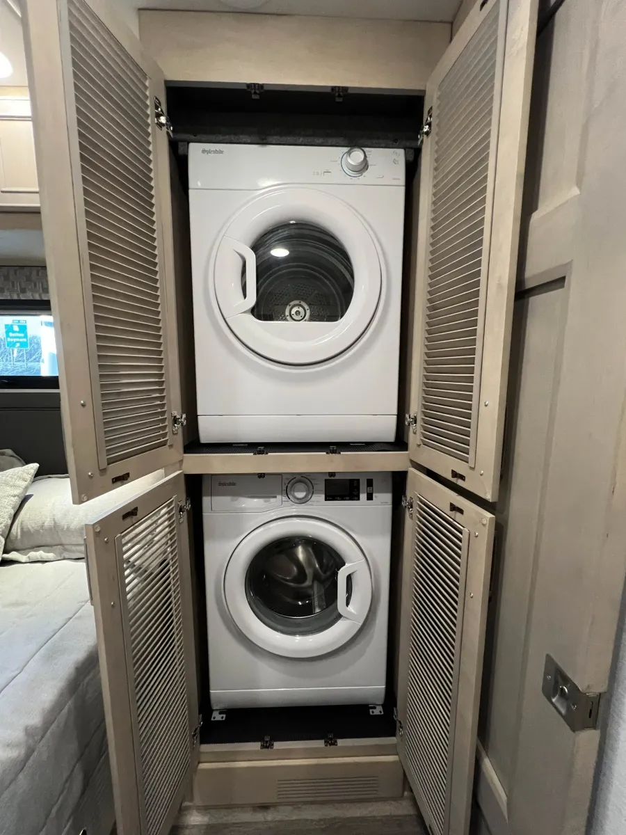 2026 Renegade Verona 40VBH | Photo 20 of 22