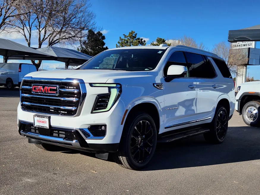 2026 GMC Yukon Elevation | Photo 3 of 30