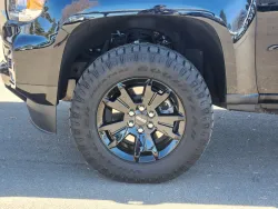 2022 GMC Canyon 4WD AT4 w/Leather | Thumbnail Photo 22 of 31