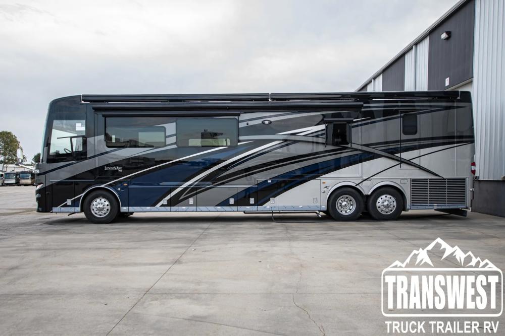 2024 Newmar London Aire 4579 | Photo 1 of 5