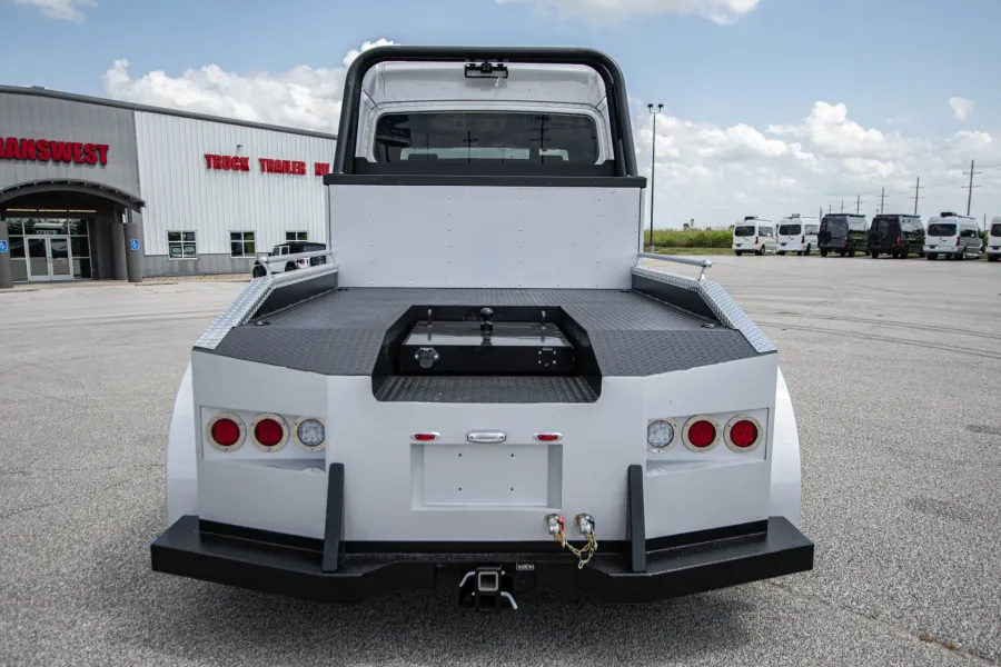 2024 Freightliner M2 106 Bolt | Photo 6 of 18