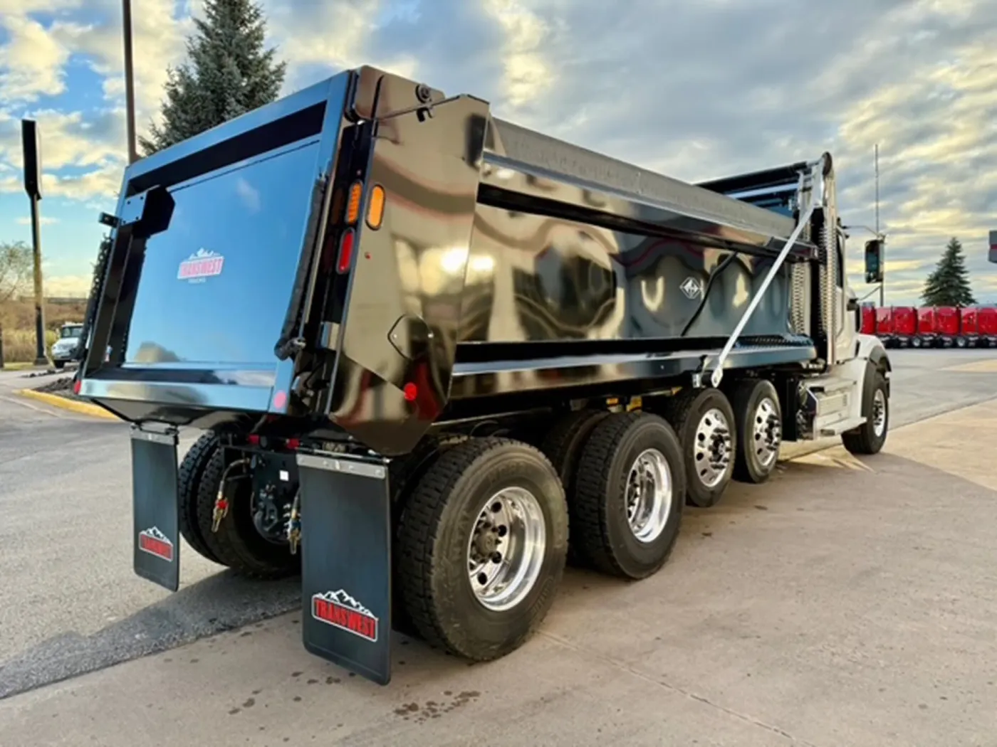 2026 Western Star 47X | Photo 5 of 19