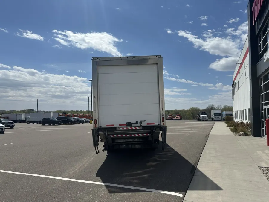 2020 International MV607 | Photo 6 of 13