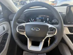 2026 Ford Explorer | Thumbnail Photo 15 of 27