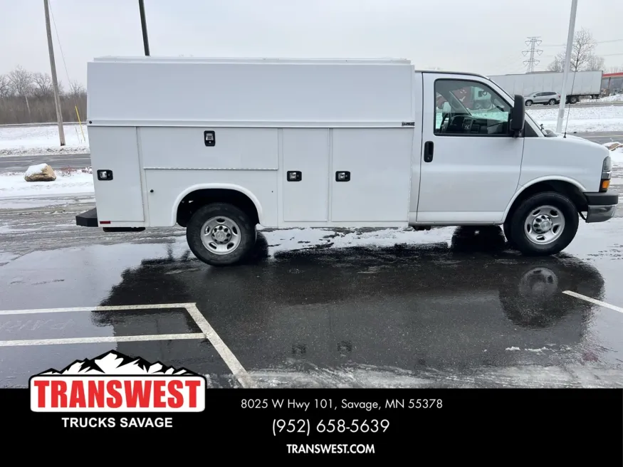 2019 Chevrolet Express | Photo 12 of 16