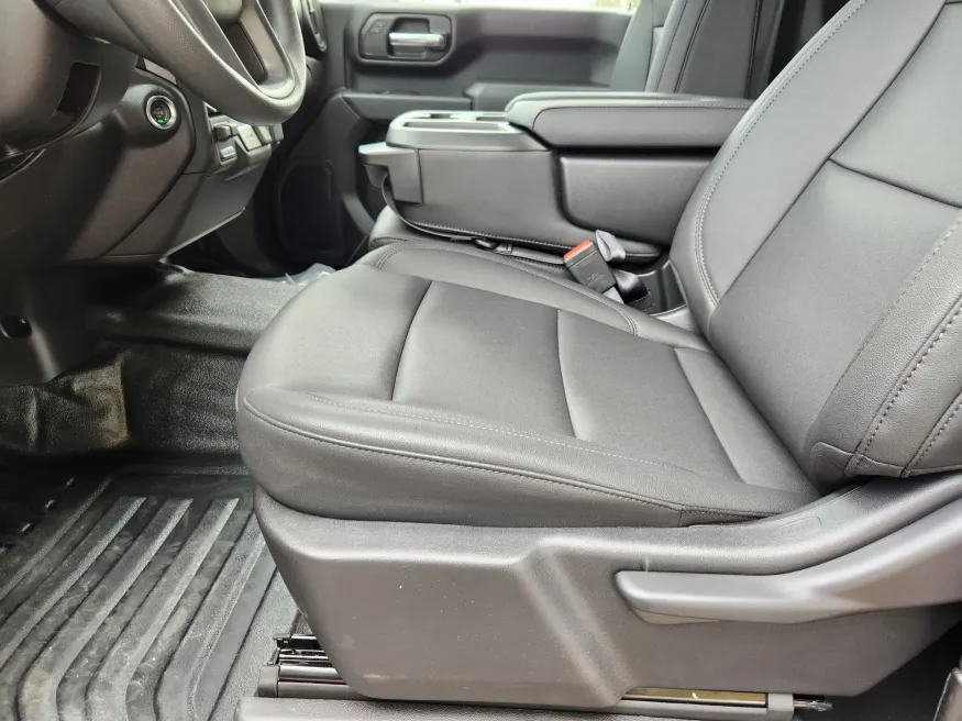 2025 GMC Sierra 3500HD CC Pro | Photo 9 of 28