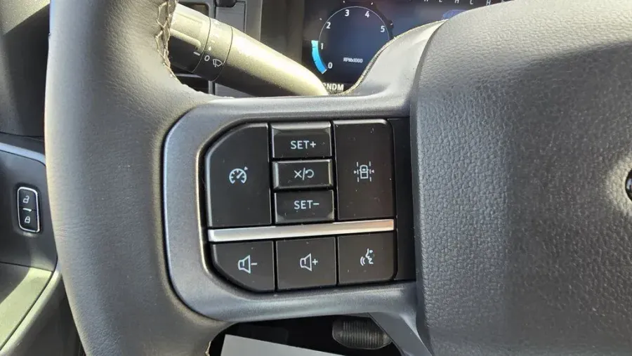 2026 Ford F-150 | Photo 15 of 28