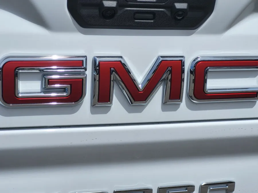 2026 GMC Sierra 2500HD SLE | Photo 10 of 24
