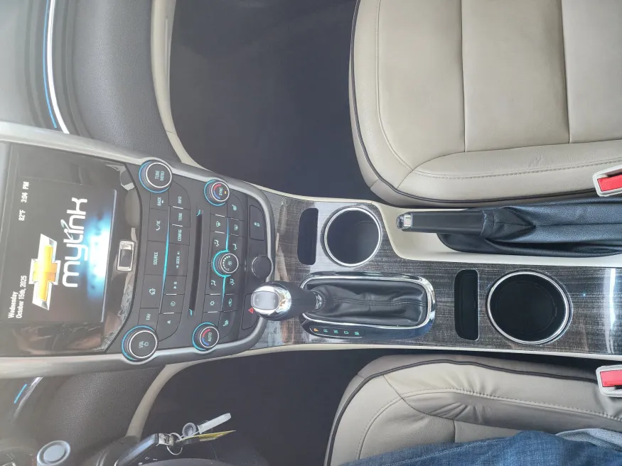 2015 Chevrolet Malibu LTZ | Photo 17 of 18