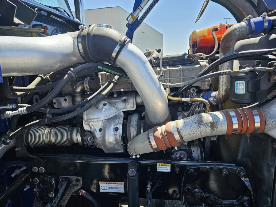 2019 Western Star 4900FA | Photo 15 of 19