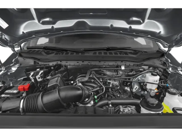 2025 Ford Super Duty F-250 | Photo 8 of 12