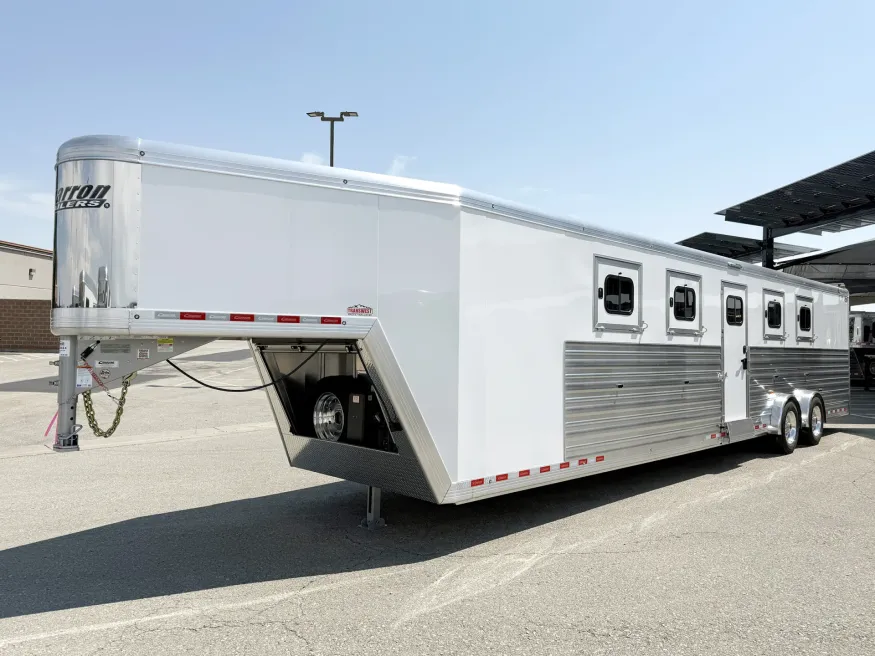 2026 Cimarron Norstar 4HGN Head to Head | Photo 21 of 22