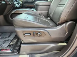 2023 GMC Sierra 2500HD Denali | Thumbnail Photo 9 of 30