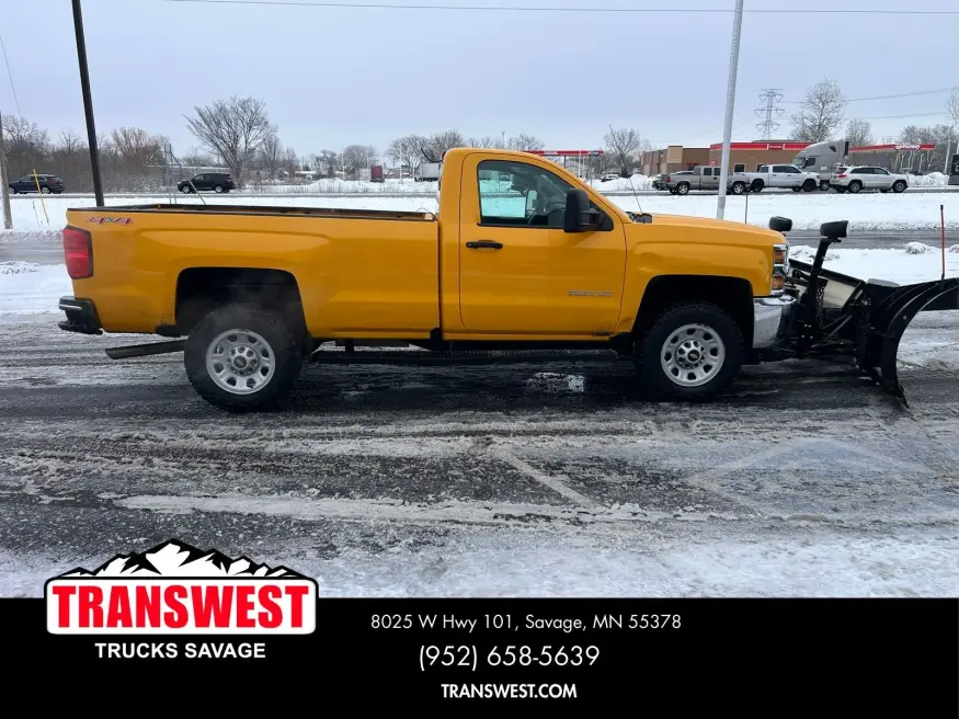 2017 Chevrolet Silverado 3500HD Work Truck | Photo 7 of 14