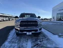 2021 RAM 2500 Tradesman | Thumbnail Photo 2 of 17