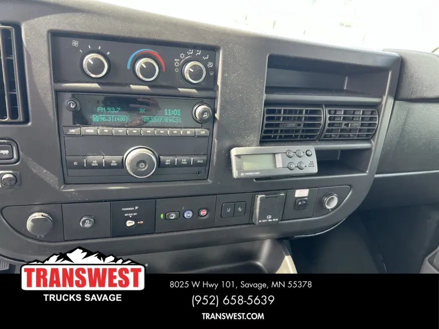 2020 GMC SAVANA 3500 CARGO | Photo 8 of 14