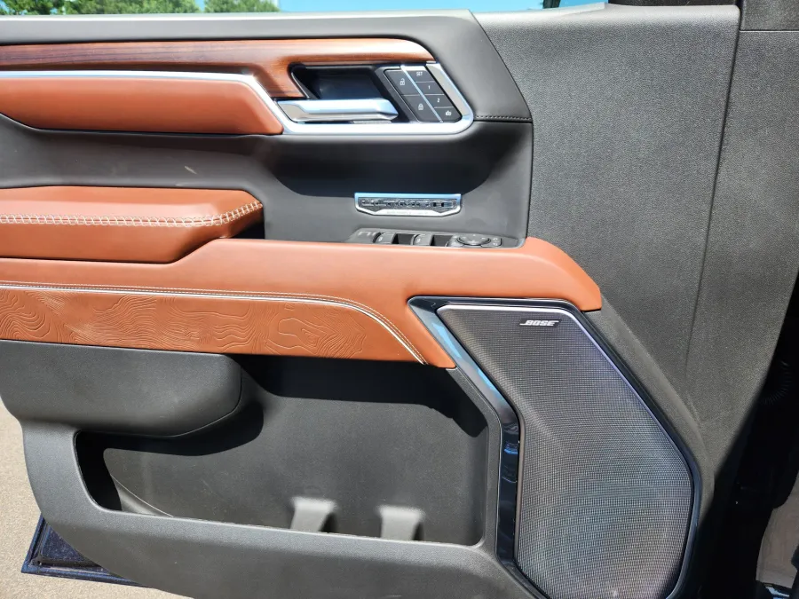 2026 GMC Sierra 1500 Denali Ultimate | Photo 5 of 31