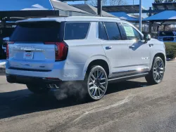 2026 GMC Yukon Denali Ultimate | Thumbnail Photo 2 of 23