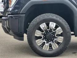 2024 GMC Sierra 2500HD Denali | Thumbnail Photo 8 of 25
