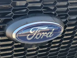 2023 Ford Transit Cutaway T350HD | Thumbnail Photo 10 of 25