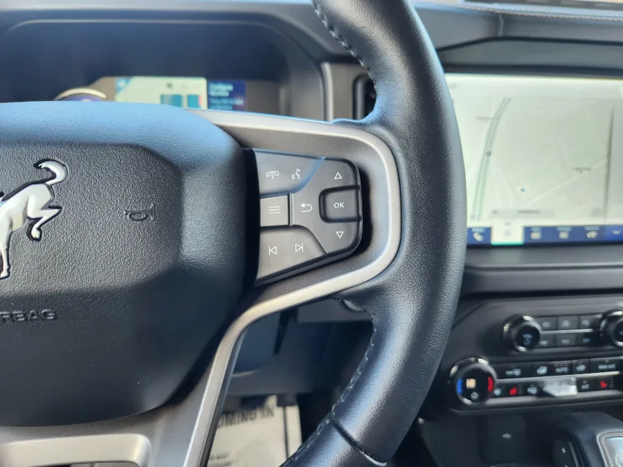 2024 Ford Bronco Badlands | Photo 25 of 31