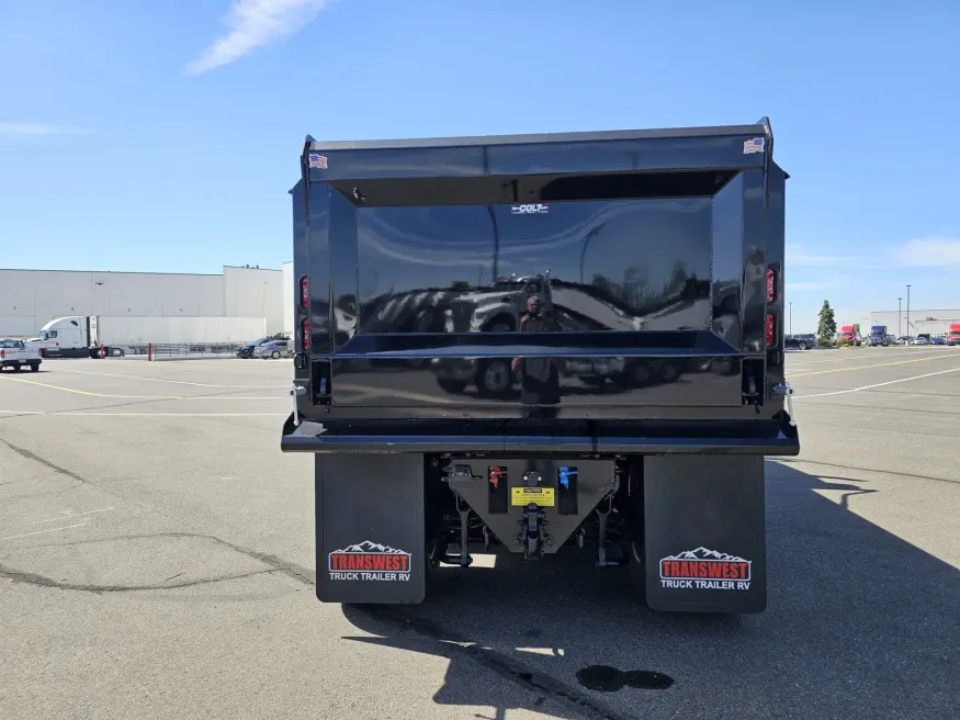 2025 Western Star 47X | Photo 5 of 18