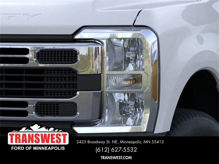 2026 Ford Super Duty F-350 | Photo 18 of 22