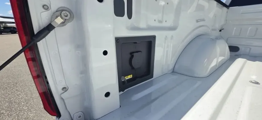 2026 Ford F-150 | Photo 9 of 34