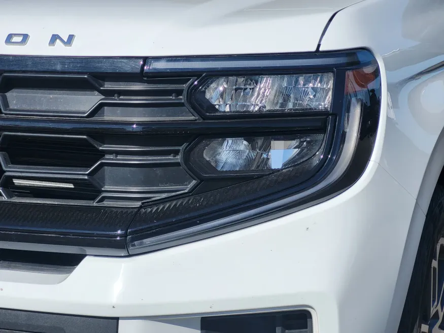 2025 Ford Expedition Max Active | Photo 7 of 27