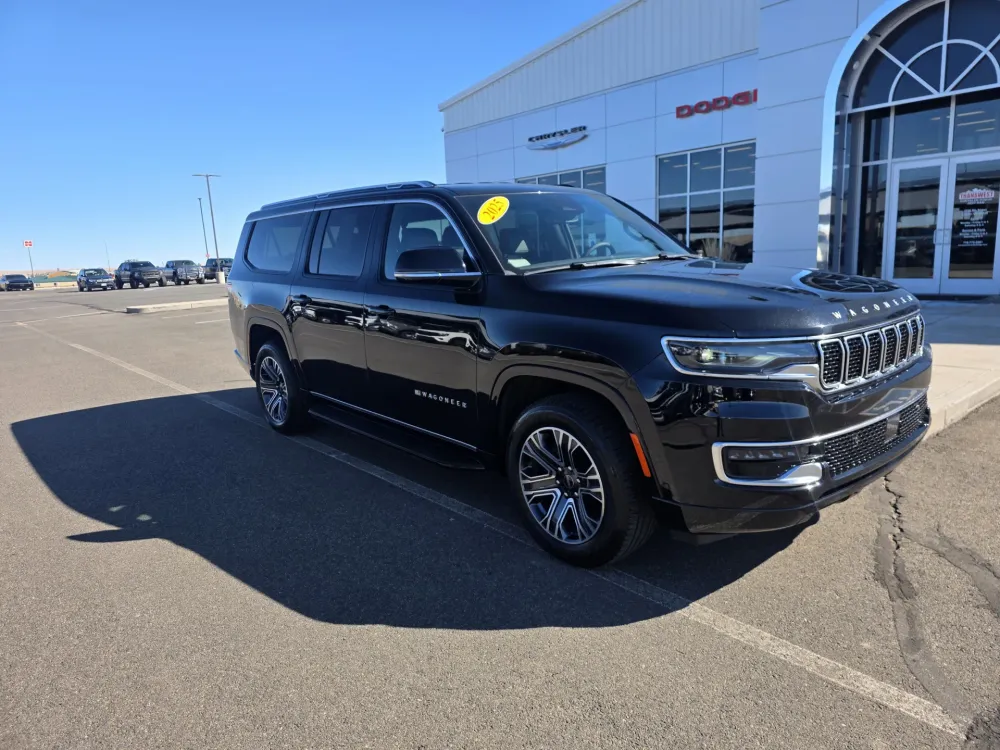 2025 Jeep Wagoneer L Base