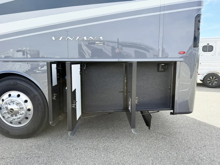 2026 Newmar Ventana 4369 | Photo 29 of 31