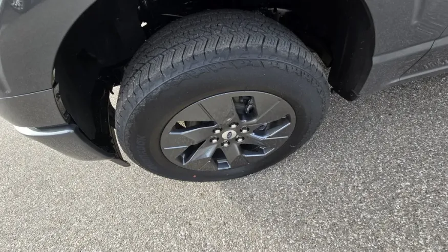 2025 Ford F-150 | Photo 9 of 30