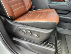 2025 GMC Sierra 2500HD Denali Ultimate | Thumbnail Photo 18 of 31