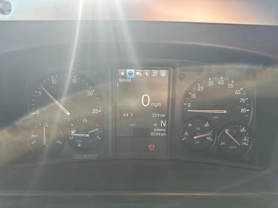 2026 Western Star 47X | Photo 13 of 15