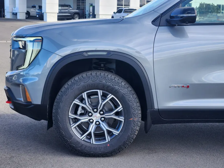 2026 GMC Acadia AT4 | Photo 4 of 22