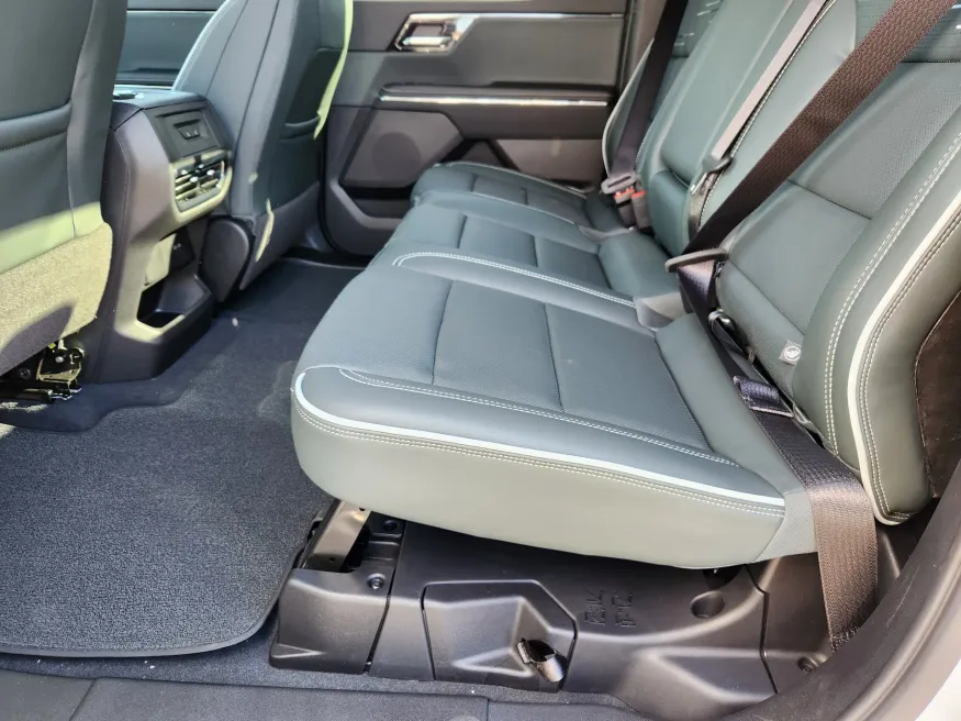 2026 GMC Sierra EV Extended Range AT4 | Photo 10 of 29