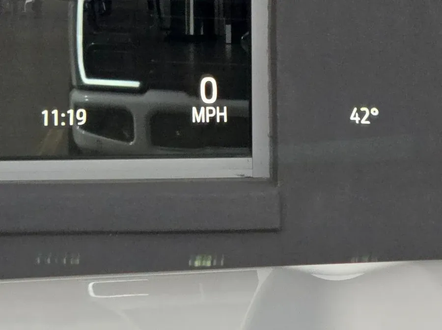 2026 Ford Super Duty F-250 | Photo 17 of 35
