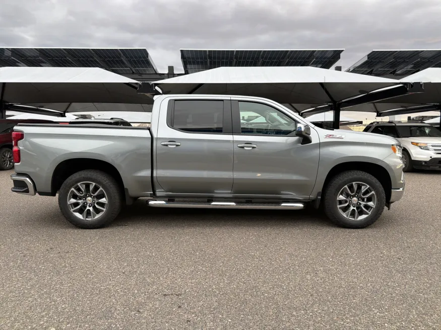 2026 Chevrolet Silverado 1500 LT | Photo 5 of 19