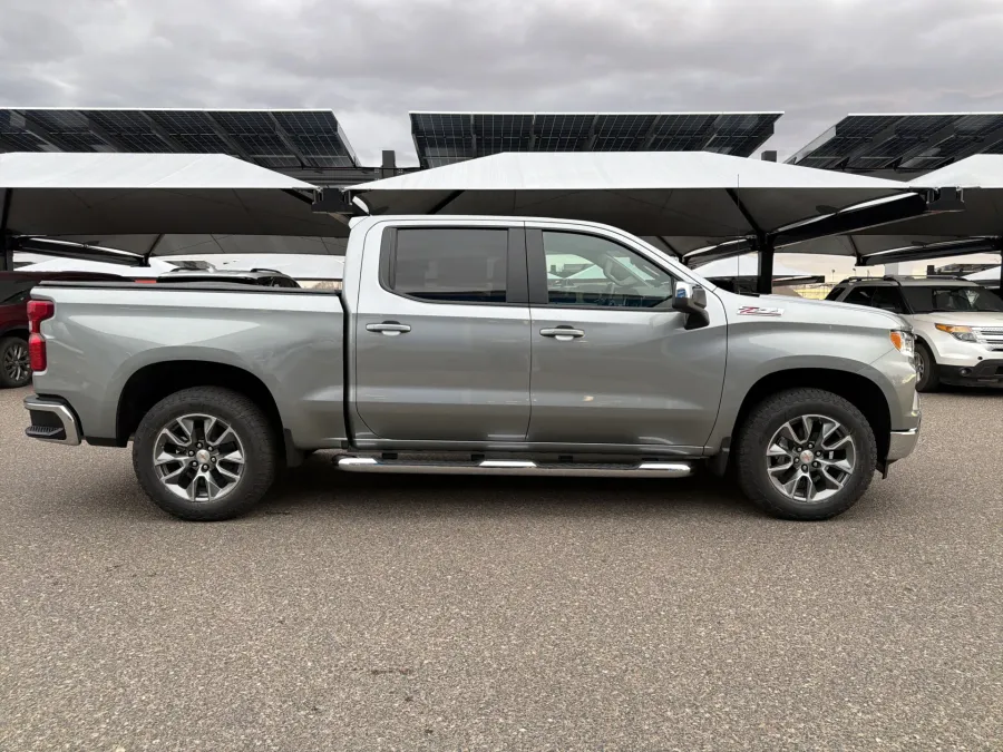 2026 Chevrolet Silverado 1500 LT | Photo 5 of 19