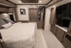 2026 Newmar Ventana 4369 | Thumbnail Photo 19 of 25