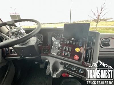 2022 Freightliner M2 106 | Thumbnail Photo 12 of 18