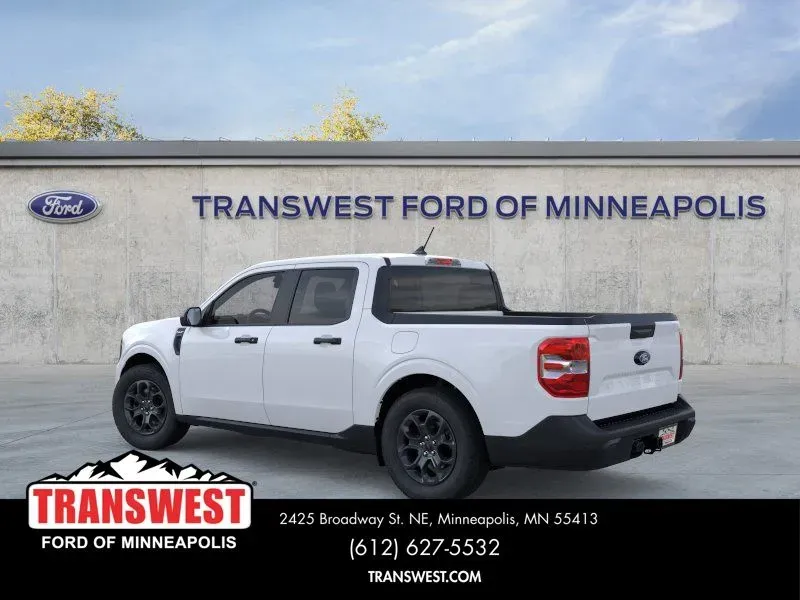 2026 Ford Maverick XLT | Photo 3 of 24
