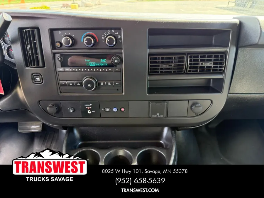 2021 Chevrolet Express 2500 Work Van | Photo 8 of 21
