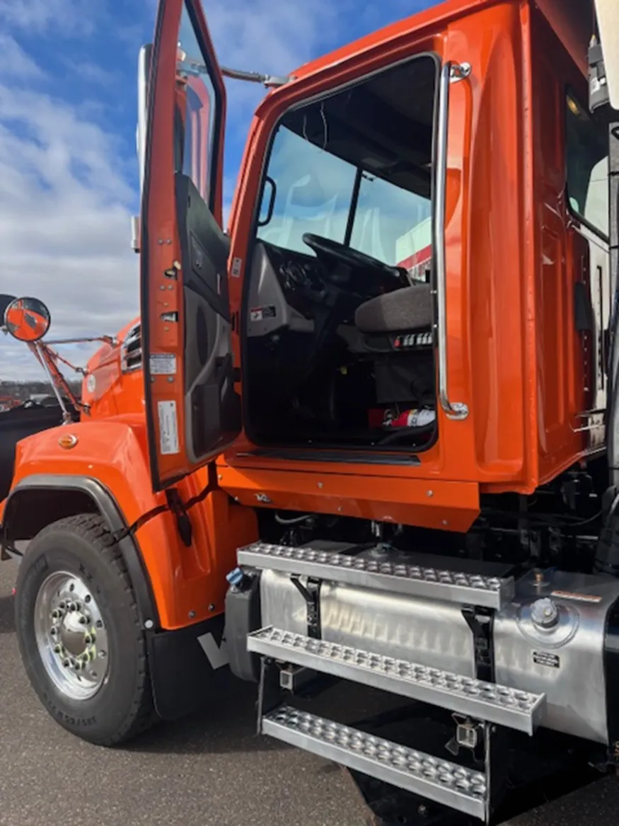 2021 Western Star 4700SF | Photo 7 of 15