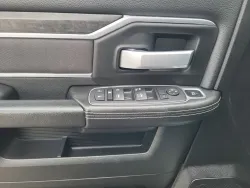 2024 RAM 3500 Chassis Cab SLT | Thumbnail Photo 10 of 22