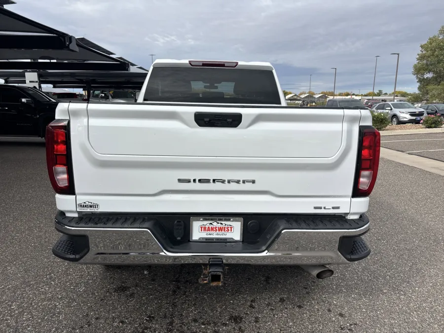 2022 GMC Sierra 2500HD SLE | Photo 3 of 19