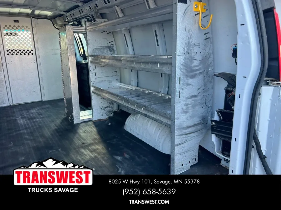 2018 Chevrolet Express 3500 Work Van | Photo 8 of 19