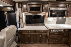 2024 Newmar Kountry Star 3709 | Thumbnail Photo 15 of 25