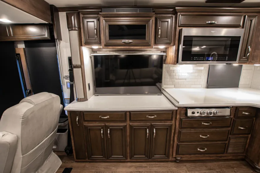 2024 Newmar Kountry Star 3709 | Photo 15 of 25